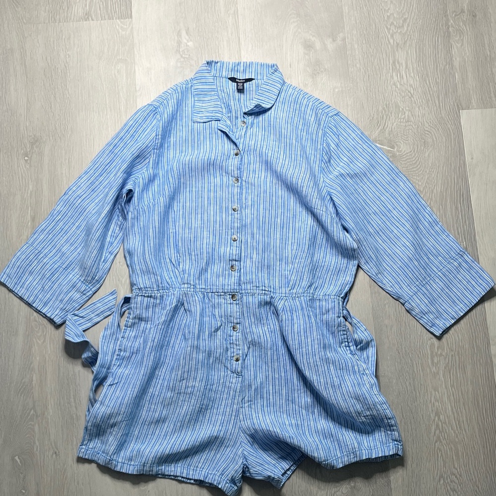 HATLEY BLUE STRIPE LONG ROLL TAB SLEEVE ROMPER 100% LINEN M